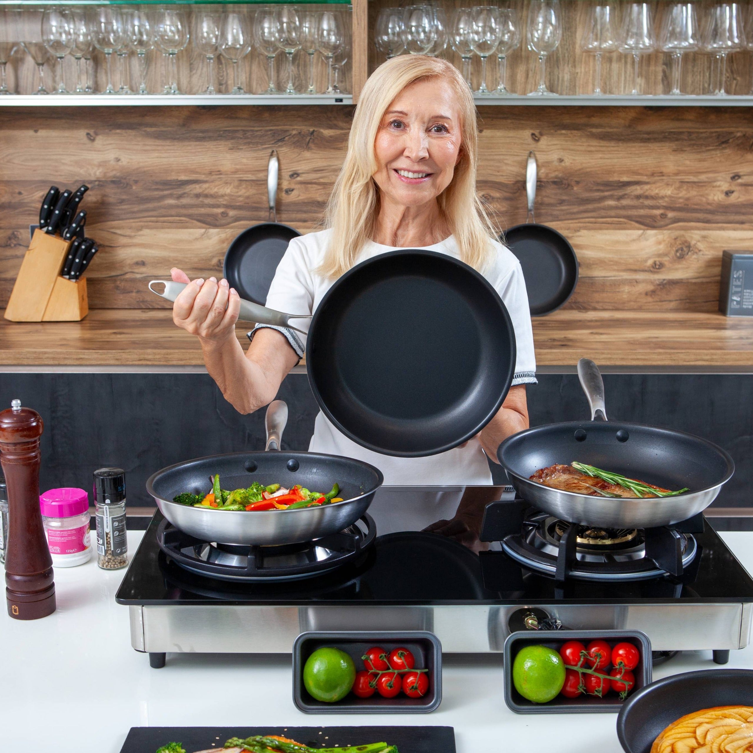 Titanium Max™ Frypan | Non-stick, scratch-resistant | 2nd Unit -€10
